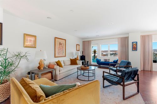 512 Devries Ct, Piermont, NY, 10968-1068 | Card Image