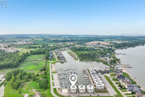 1331-2705 S Harbor Bay Dr, Marblehead, OH, 43440-9119 | Card Image