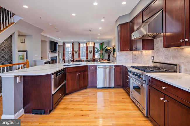 UNIT-3 - 2317 Boston St, Townhouse with 3 bedrooms, 4 bathrooms and null parking in BALTIMORE MD | Image 6