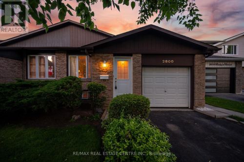 2800 Bucklepost Crescent, Mississauga (Meadowvale), ON, L5N1X5 | Card Image