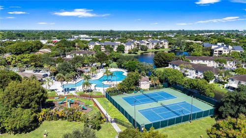 c58-6904 Sw 114th Pl, Miami, FL, 33173-1864 | Card Image