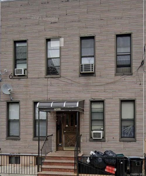 7317 72nd St, Glendale, NY, 11385-7351 | Card Image