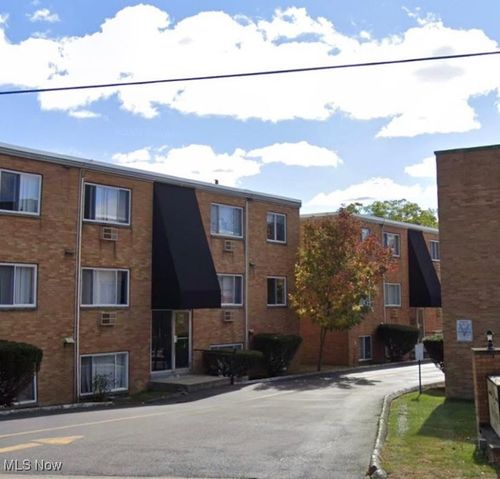 a-5-20365 Lorain Rd, Fairview Park, OH, 44126-3453 | Card Image