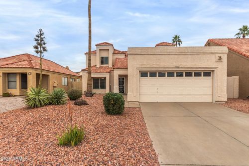 3938 E Graythorn St, Phoenix, AZ, 85044-6632 | Card Image