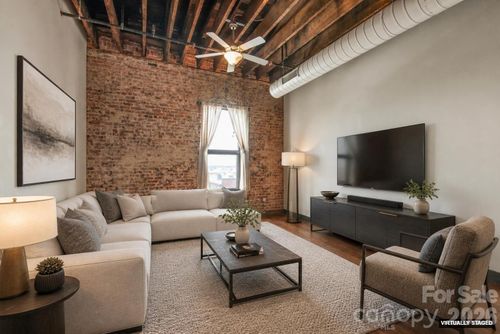 402-100 W Main Ave, Gastonia, NC, 28052-4172 | Card Image