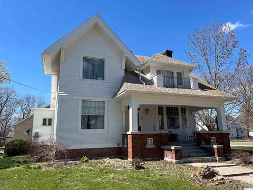 100 S Franklin St, Clayton, IL, 62324-1324 | Card Image