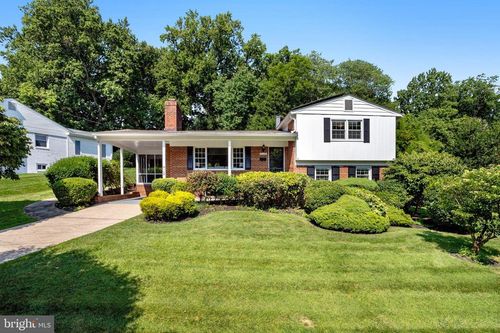 8108 Beech Tree Rd, BETHESDA, MD, 20817-2931 | Card Image