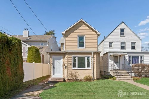 1928 Bond St, Rahway, NJ, 07065-4547 | Card Image