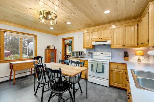 109 High St, Cavendish, VT, 05142-4429 | Card Image