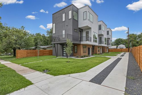 1-100 W Odell St, Austin, TX, 78752-2404 | Card Image
