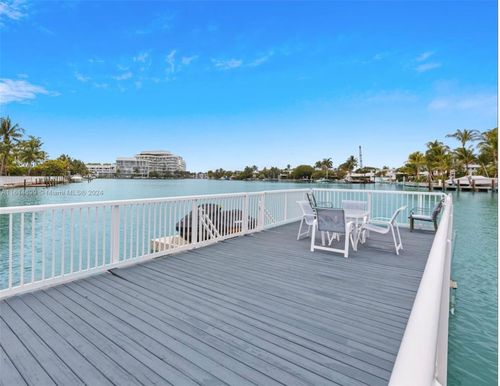 apt-45-4710 Pine Tree Dr, Miami Beach, FL, 33140-3178 | Card Image