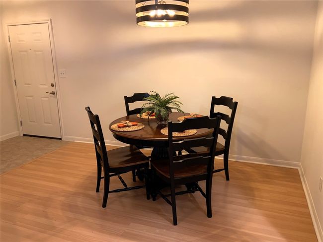 UNIT-623 - 9525 N Capital Of Texas Hwy, Condo with 2 bedrooms, 1 bathrooms and 2 parking in Austin TX | Image 6