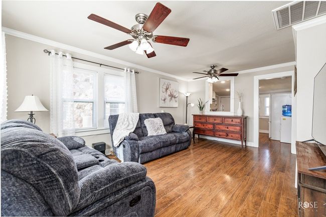 706 N Madison St, House other with 3 bedrooms, 1 bathrooms and 1 parking in San Angelo TX | Image 4