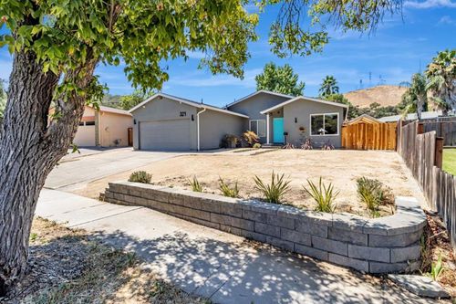 321 Vineyard Dr, San Jose, CA, 95119-1863 | Card Image