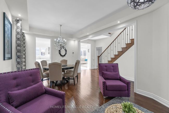 49 Lavallee Cres, House other with 6 bedrooms, 5 bathrooms and 4 parking in Brampton ON | Image 5