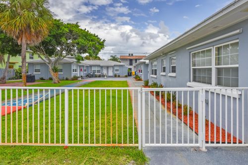 1001 S Federal Highway, Lake Worth, FL, 33460 | Card Image