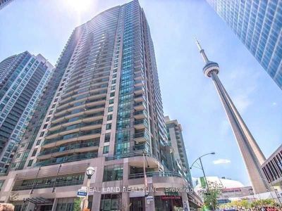 1006 - 19 Grand Trunk Cres, Condo with 2 bedrooms, 2 bathrooms and 1 parking in Toronto ON | Image 2