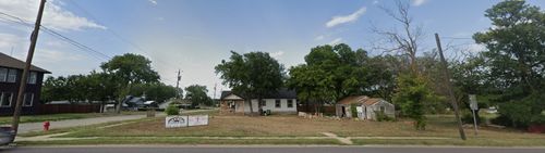 201 Rock St, Bowie, TX, 76230-5206 | Card Image