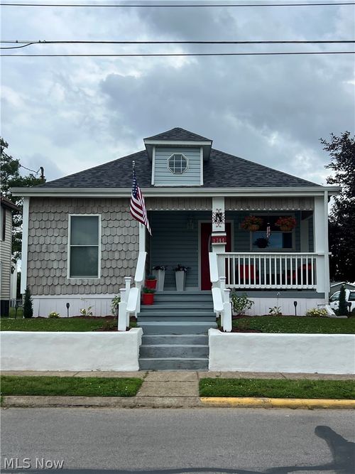 1300 36th St, Parkersburg, WV, 26104-1633 | Card Image