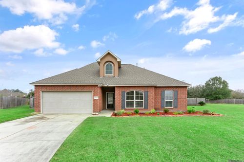 22547 Dover Ct, Denham Springs, LA, 70726 | Card Image