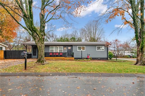 101 E Bertha St, Fayetteville, AR, 72703-3806 | Card Image