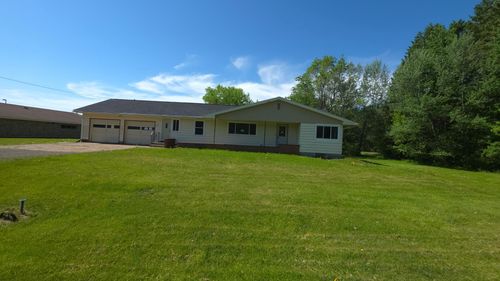 816 1st St, GLENWOOD CITY, WI, 54013-9701 | Card Image