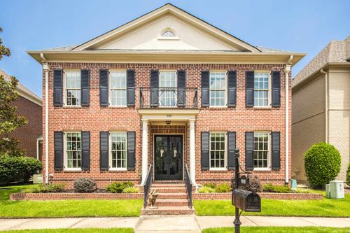 9198 Chestwick Dr, Germantown, TN, 38139 | Card Image
