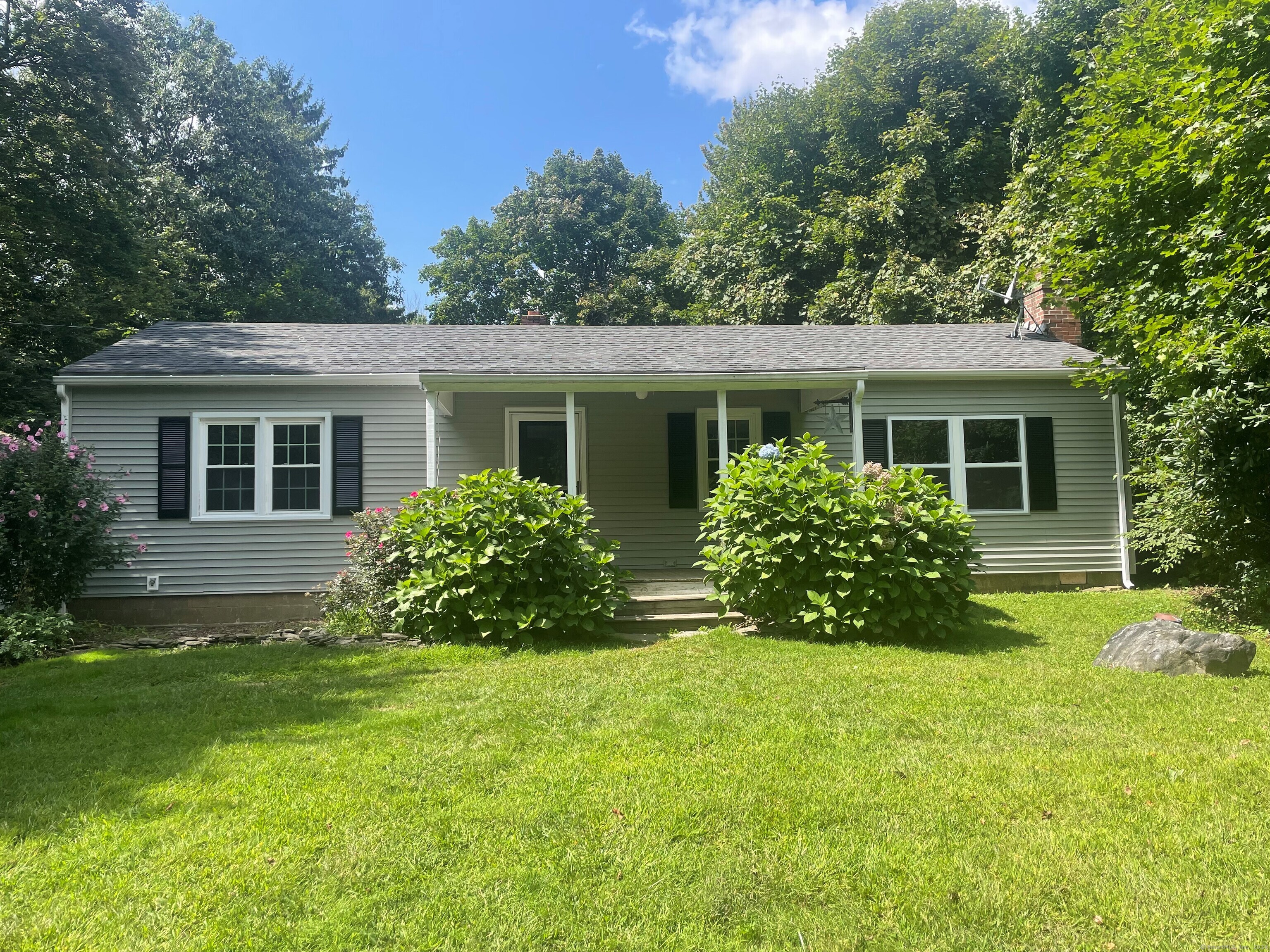 Torringford East St, Torrington, CT 06790