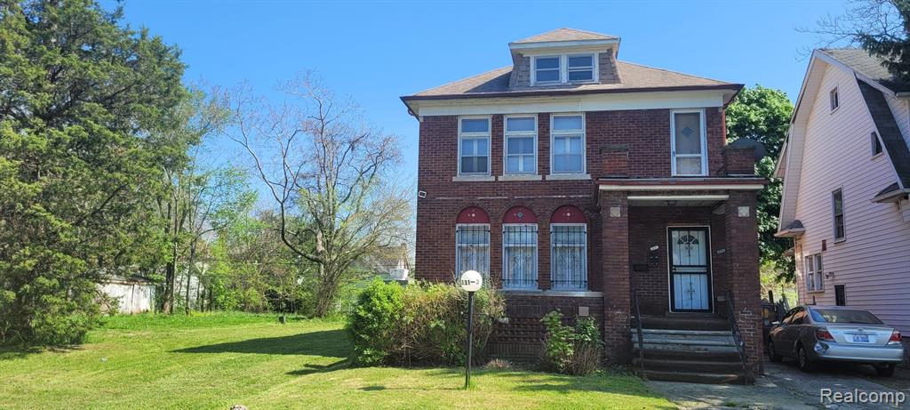 Glendale St, Detroit, MI 48238