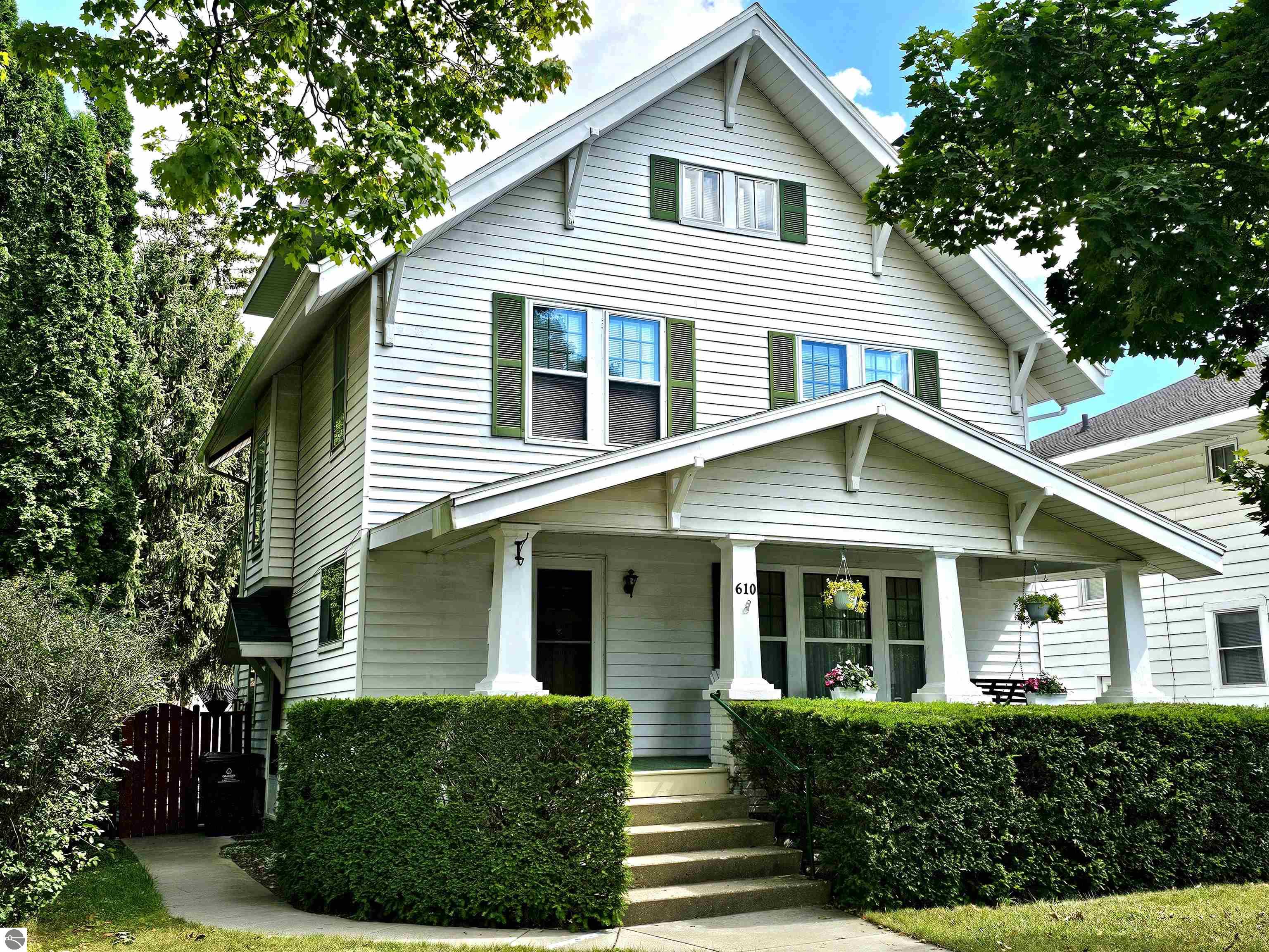 Woodworth Ave, Alma, MI 48801