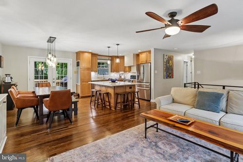 2003 Rampart Dr, ALEXANDRIA, VA, 22308-1638 | Card Image
