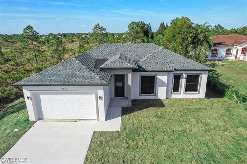 4122 10th Ave Se, NAPLES, FL, 34117-9119 | Card Image