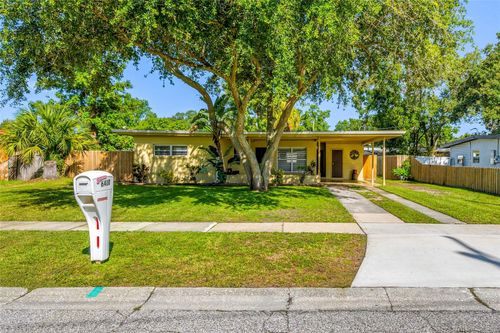 6410 Walton Way, TAMPA, FL, 33610-5513 | Card Image