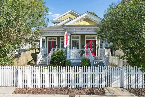 817 19 Cherokee Street, New Orleans, LA, 70118 | Card Image