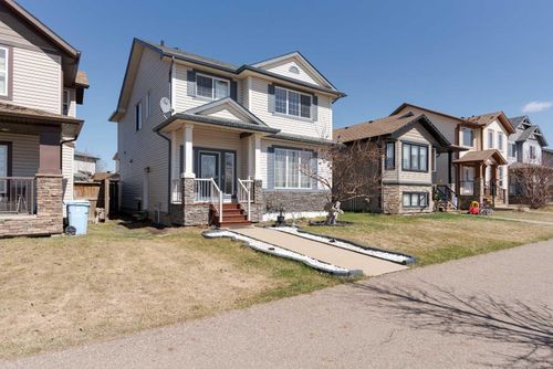 179 Loutit Road, Home with 5 bedrooms, 3 bathrooms and 3 parking in Fort Mcmurray AB | Card Image