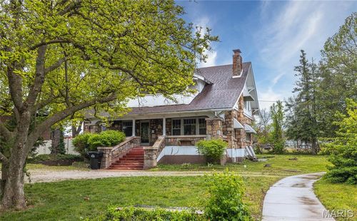 100 E Scioto St, Saint James, MO, 65559-1718 | Card Image