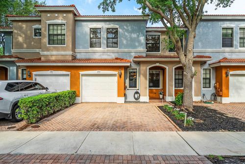 242 E Chrystie Cir, Delray Beach, FL, 33484-8179 | Card Image