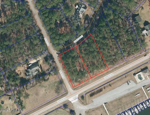 690 Oriental Rd, Oriental, NC, 28571 | Card Image