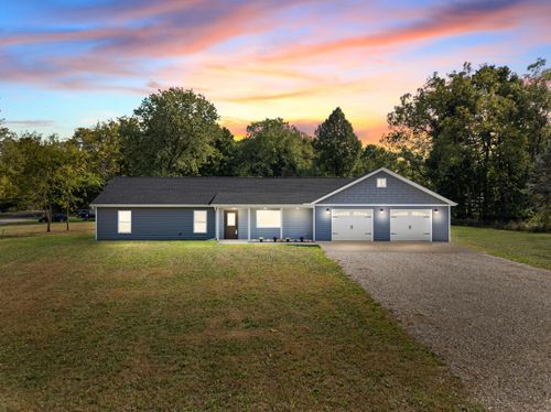 341 Murphy St, Jonesville, MI, 49250-9418 | Card Image