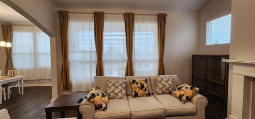 821 Mount Irving Way, Norman, OK, 73071-1068 | Card Image