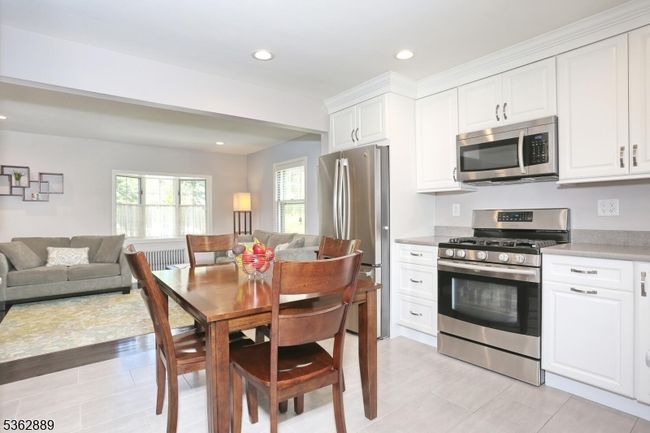 710 Paramus Rd, House other with 4 bedrooms, 1 bathrooms and null parking in Paramus NJ | Image 15