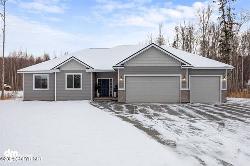 8526 E Wolf Creek Road, Wasilla, AK, 99654 | Card Image