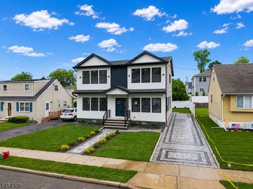 55 Long Hill Dr, Clifton, NJ, 07013-2320 | Card Image