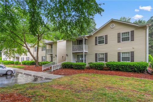 b-5645 Hornaday Rd, Greensboro, NC, 27409-2930 | Card Image