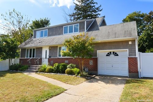 1492 Bellmore Road, North Bellmore, NY, 11710 | Card Image