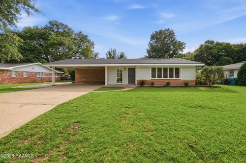 110 Colonial Dr, Lafayette, LA, 70506-3230 | Card Image