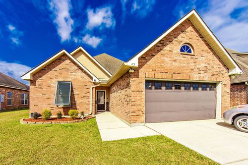 173 Laverne Dr, Thibodaux, LA, 70301-3983 | Card Image