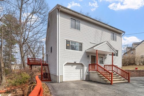 235-235 Oakland Ave, Methuen, MA, 01844-2435 | Card Image