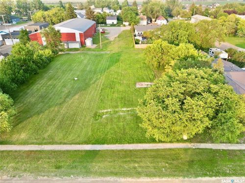 549 Ford St, Bethune, SK, S0G0H0 | Card Image