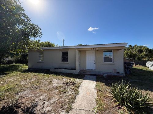 1101 14th Ct S, Lake Worth Beach, FL, 33460-5481 | Card Image